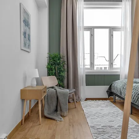 Lovely Center With Amazing Views And Free Parking! * Tromsø