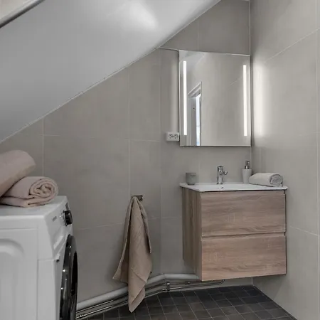 Lovely Center With Amazing Views And Free Parking! * Tromso