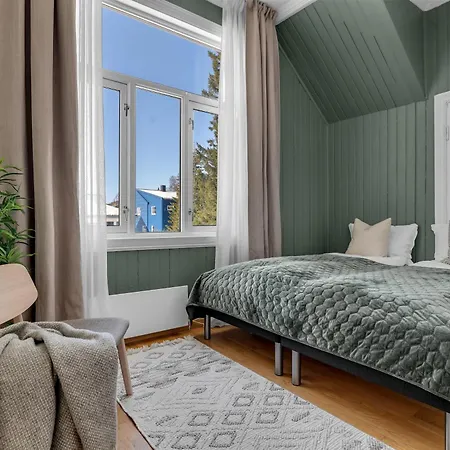 Lovely Center With Amazing Views And Free Parking! Tromsø