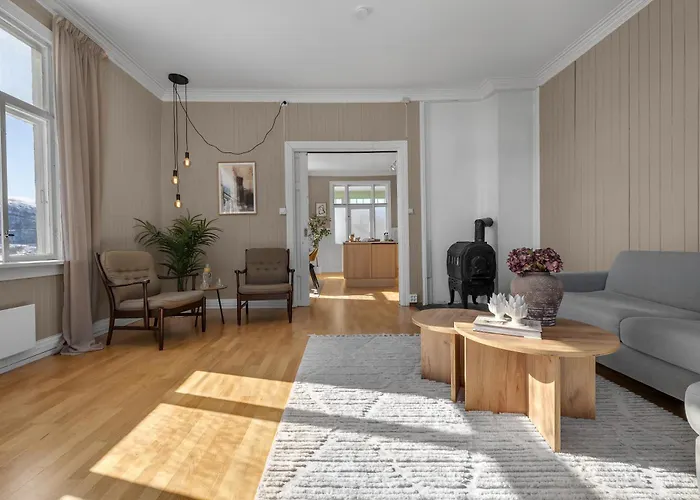 Lovely Center With Amazing Views And Free Parking! Apartamento *