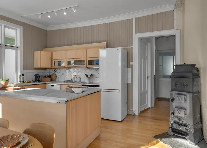 Apartamento Lovely Center With Amazing Views And Free Parking! *