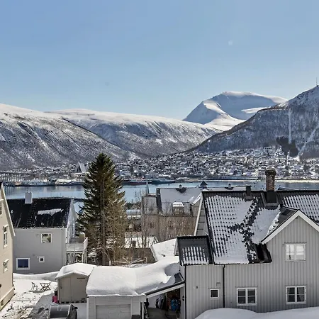 Lovely Center With Amazing Views And Free Parking! Leilighet *